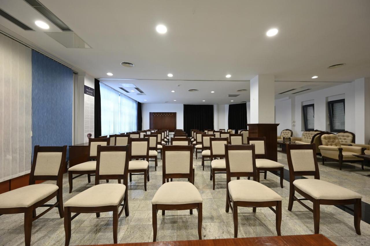 Hotel "Jkc Banja Luka" Kültér fotó